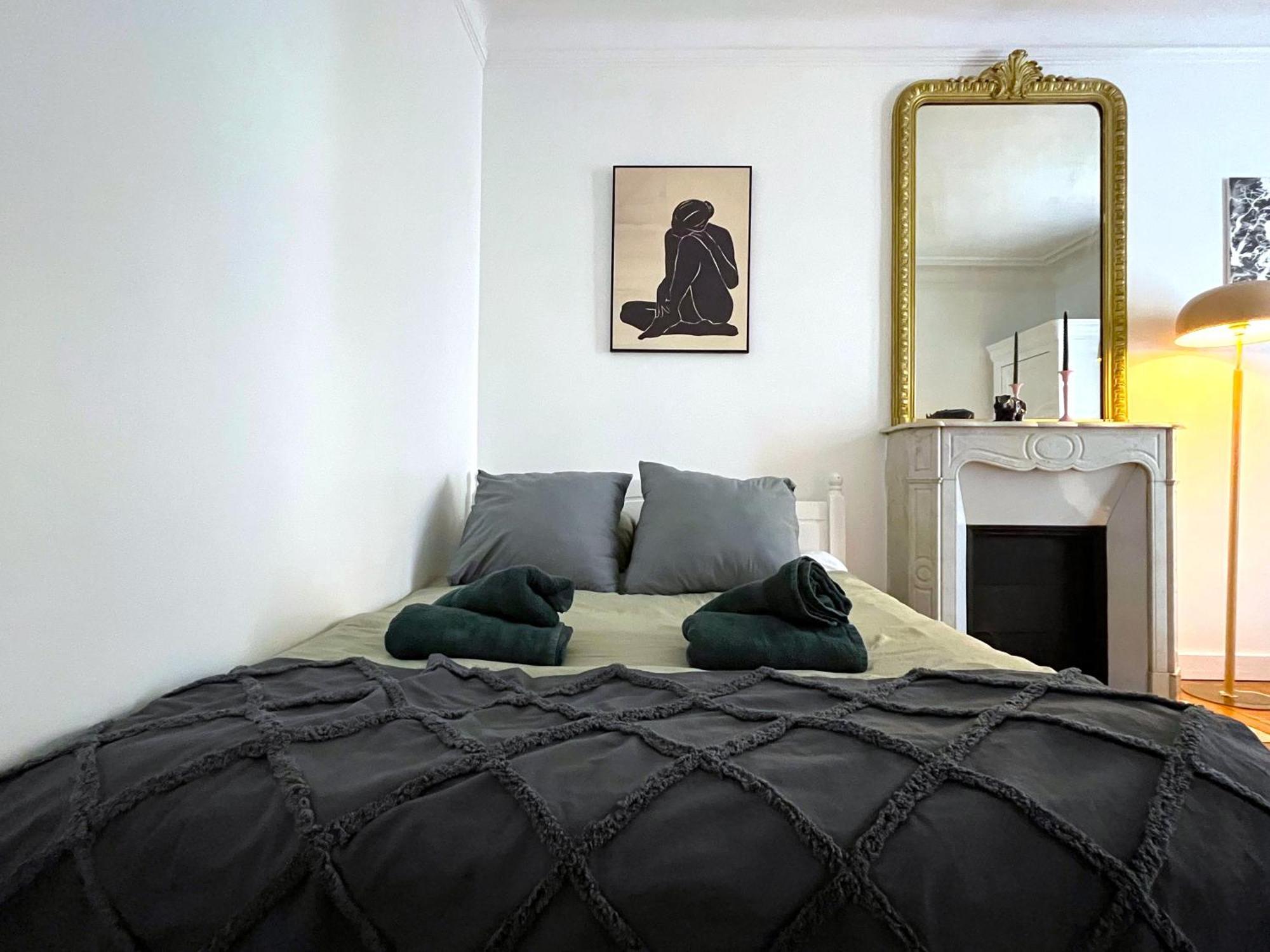 Lovely Haussmannian Flat In Montparnasse Apartment *